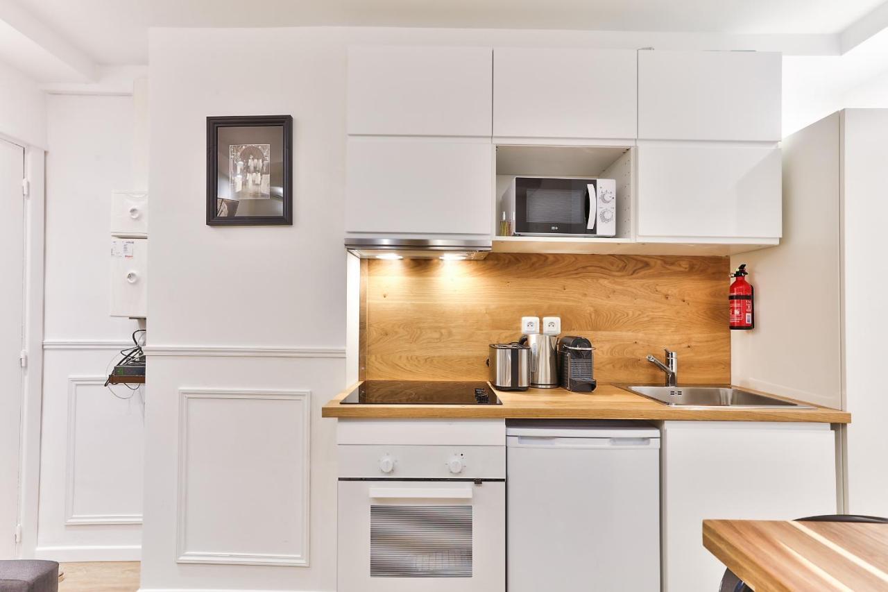 112 - Urban Atelier Saint Michel Apartment Париж Екстериор снимка