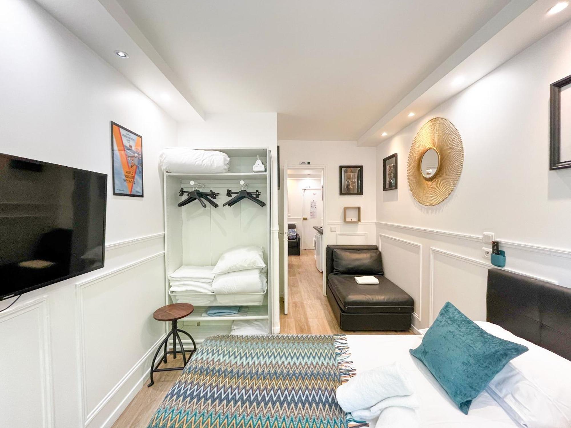 112 - Urban Atelier Saint Michel Apartment Париж Екстериор снимка
