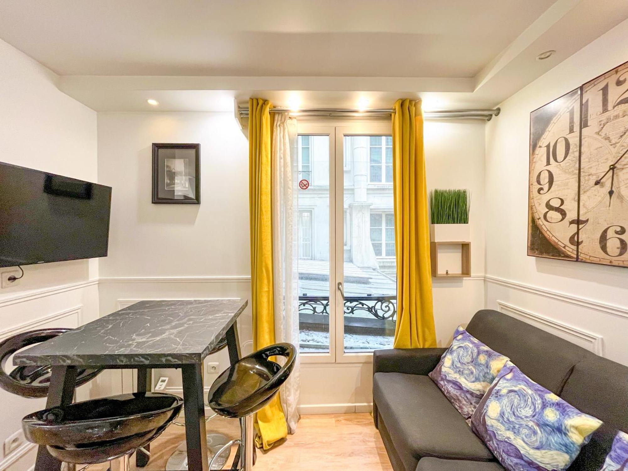 112 - Urban Atelier Saint Michel Apartment Париж Екстериор снимка